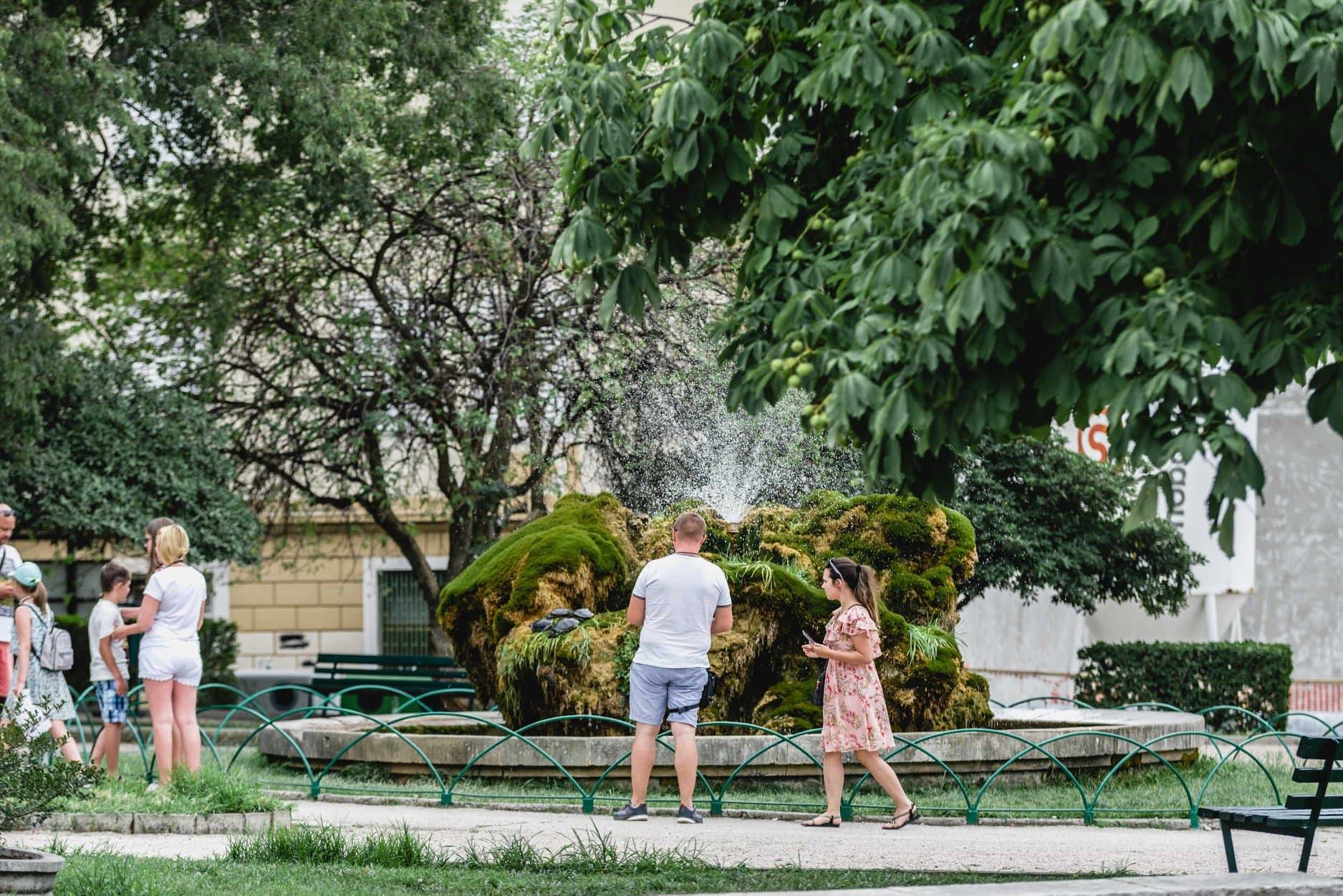 Spas za živu fontanu ispred Gospe van grada: Gornji dio sedre potrebno je ručno ukloniti!