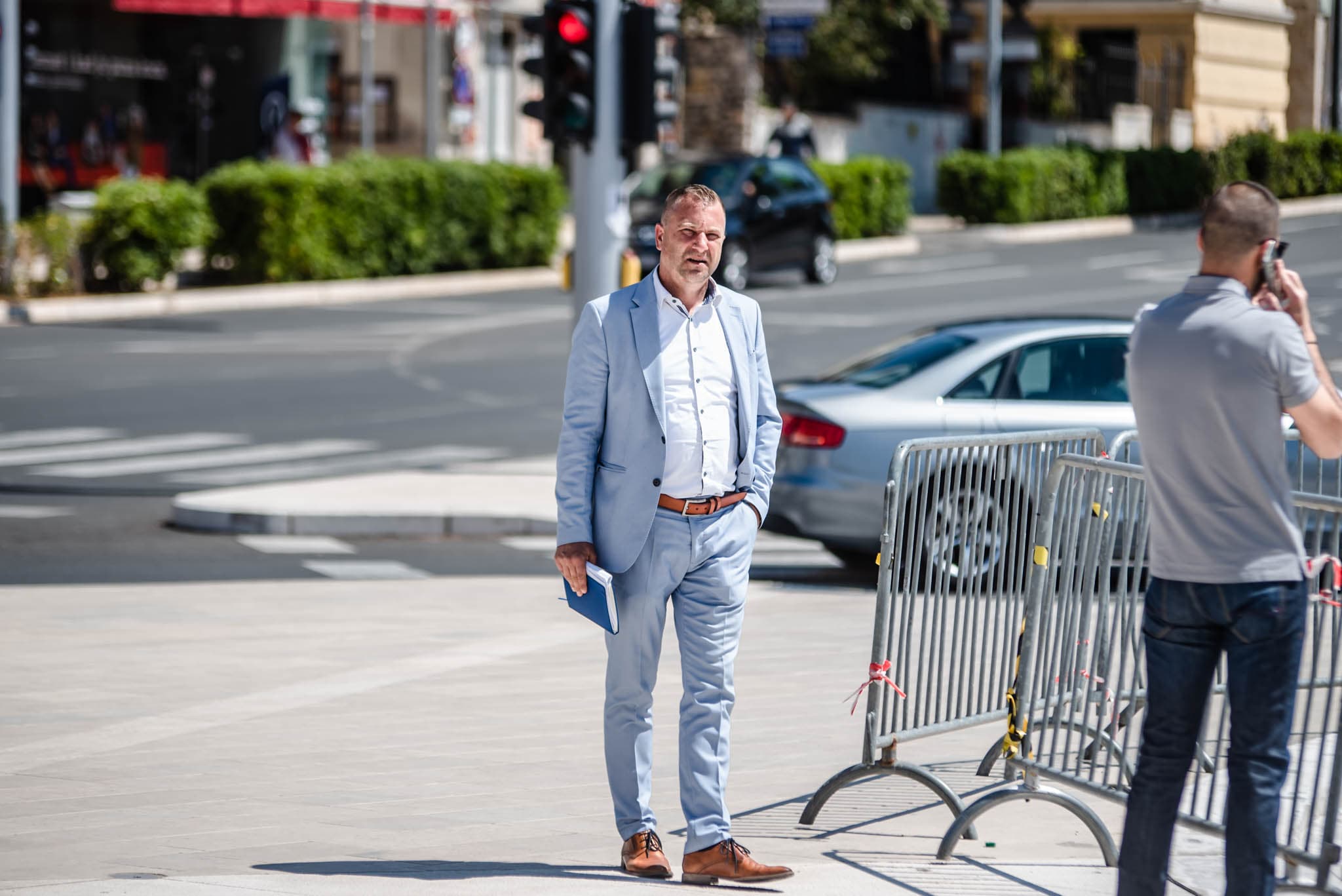 Ležerne i svijetle kombinacije u koje ćete se zaljubiti: Provjerite tko nam je upao u oko ovih dana