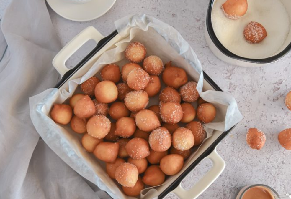 Sa šećerom ili s preljevom, volimo ih uvijek: Nina Mrvica nam donosi recept za ricotta fritule  