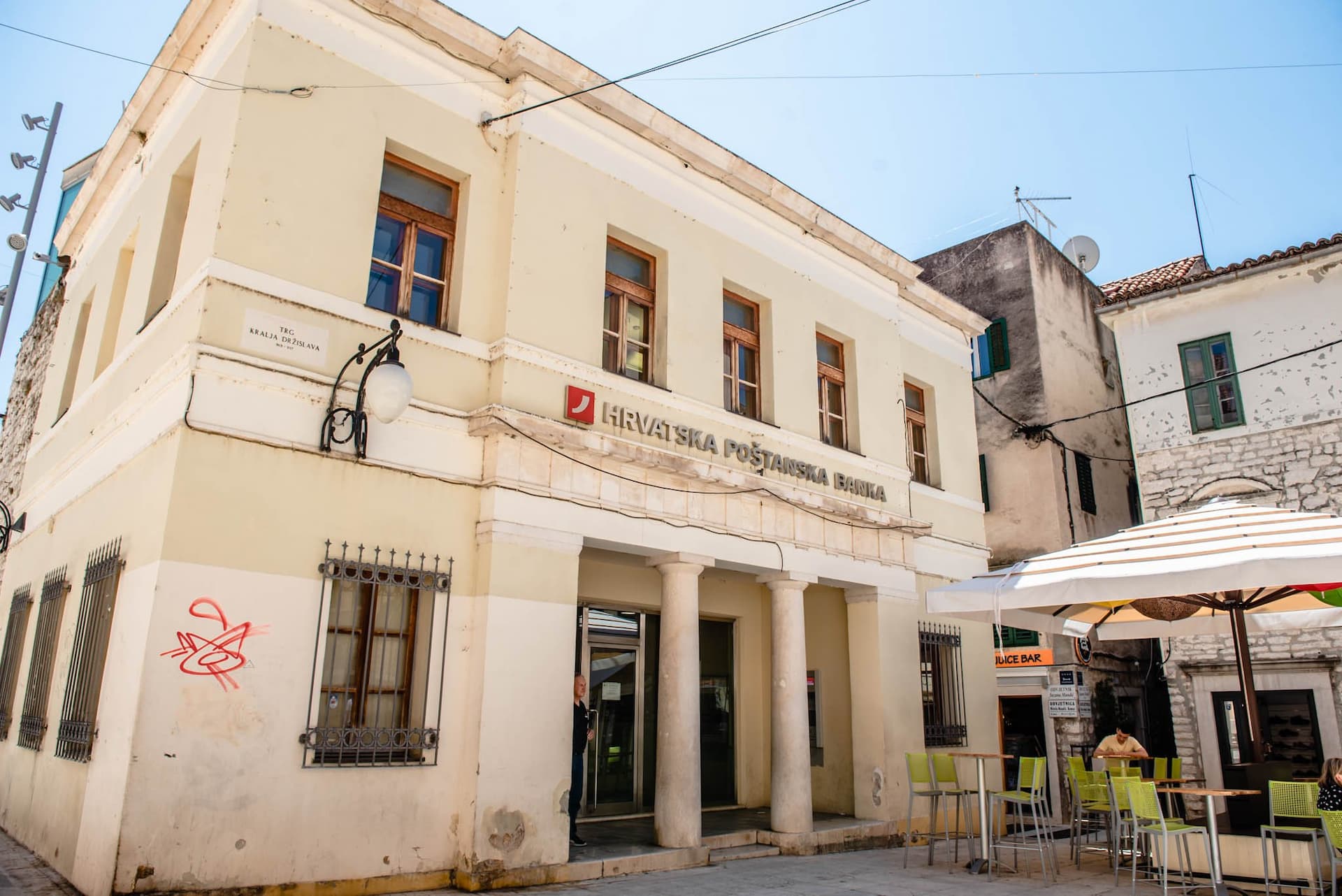 HPB zatvara poslovnicu kod šibenskog kazališta