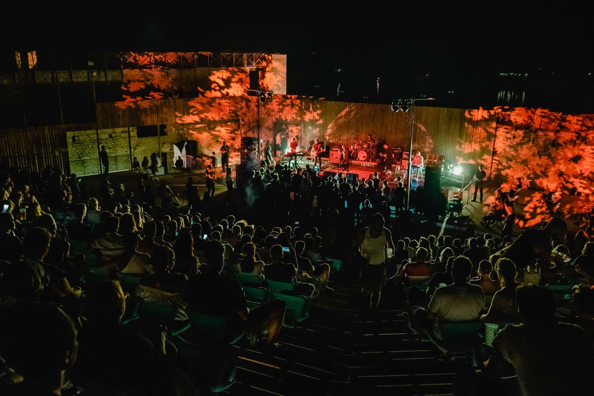Ljeto na Mihovilu bit će spektakularno: Lorde, King Gizzard &amp; The Lizard Wizard, Bajaga, Lisac, Cetinski, Zlokić...