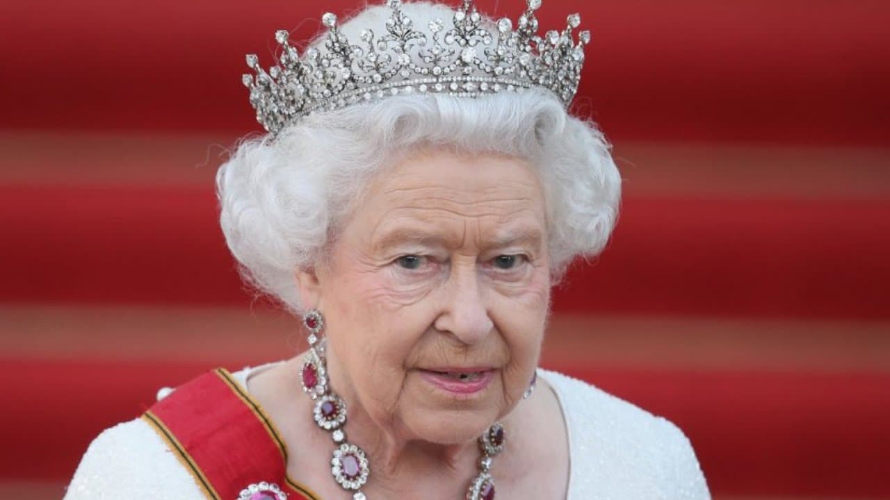 Krenula je četverodnevna proslava: Kraljica Elizabeta slavi 70 godina na britanskom tronu