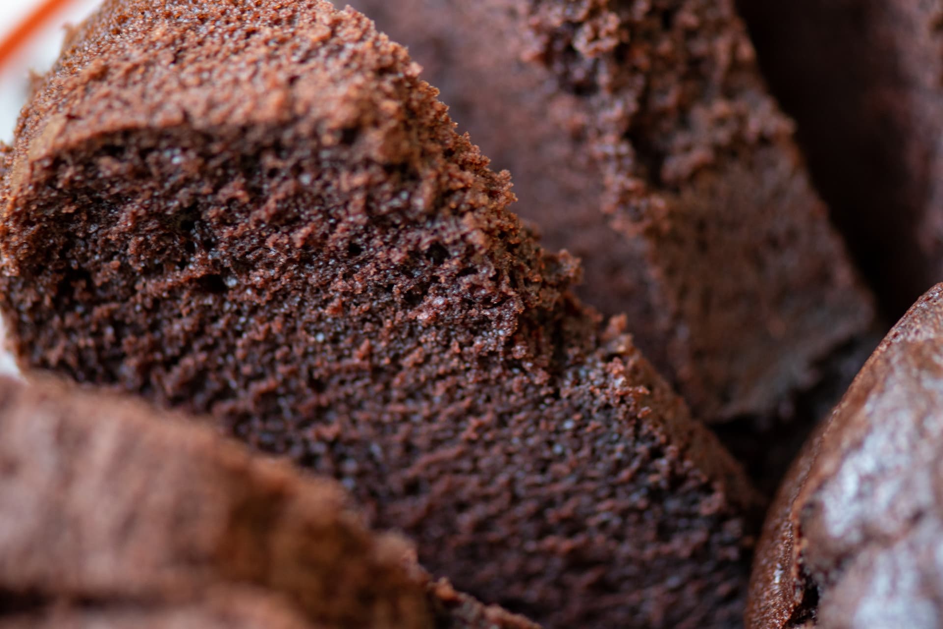 Bez vage i miksera: Brzi desert od kokosa i čokolade¸