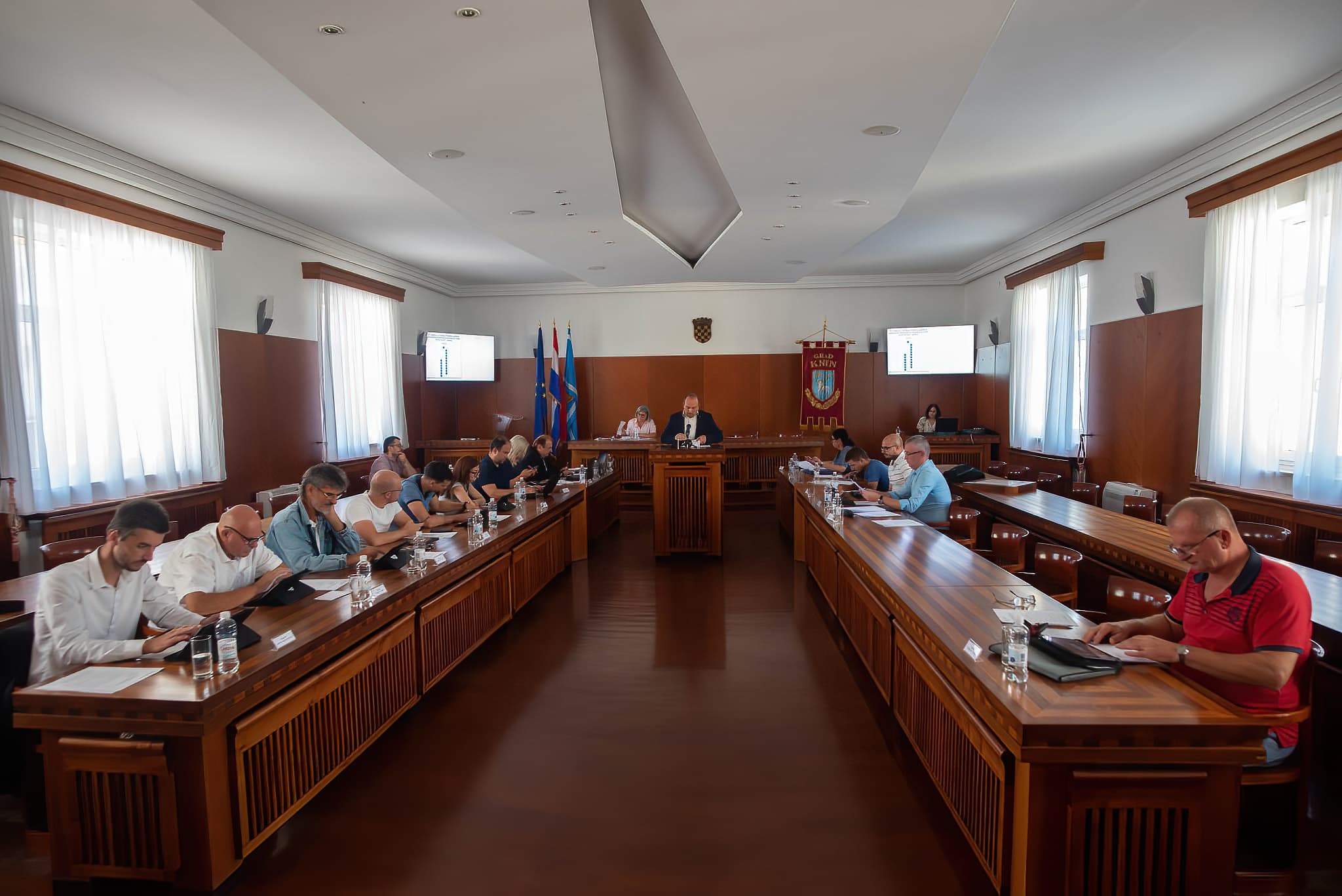 Gradsko vijeće Grada Knina odobrilo zaduživanje za realizaciju aktualnih i budućih EU projekata
