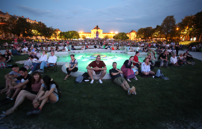 Europske festivale ne bi trebalo otkazati zbog majmunskih boginja 