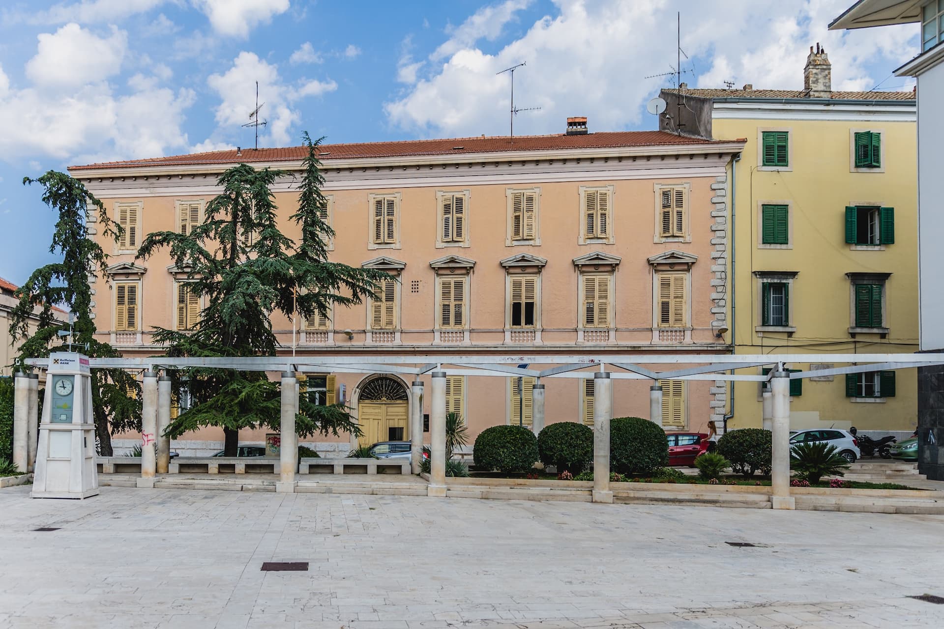 Županija daje u najam zgradu u Ulici Petra Grubišića: 'Prostor je atraktivan, ali je u dosta derutnom stanju'