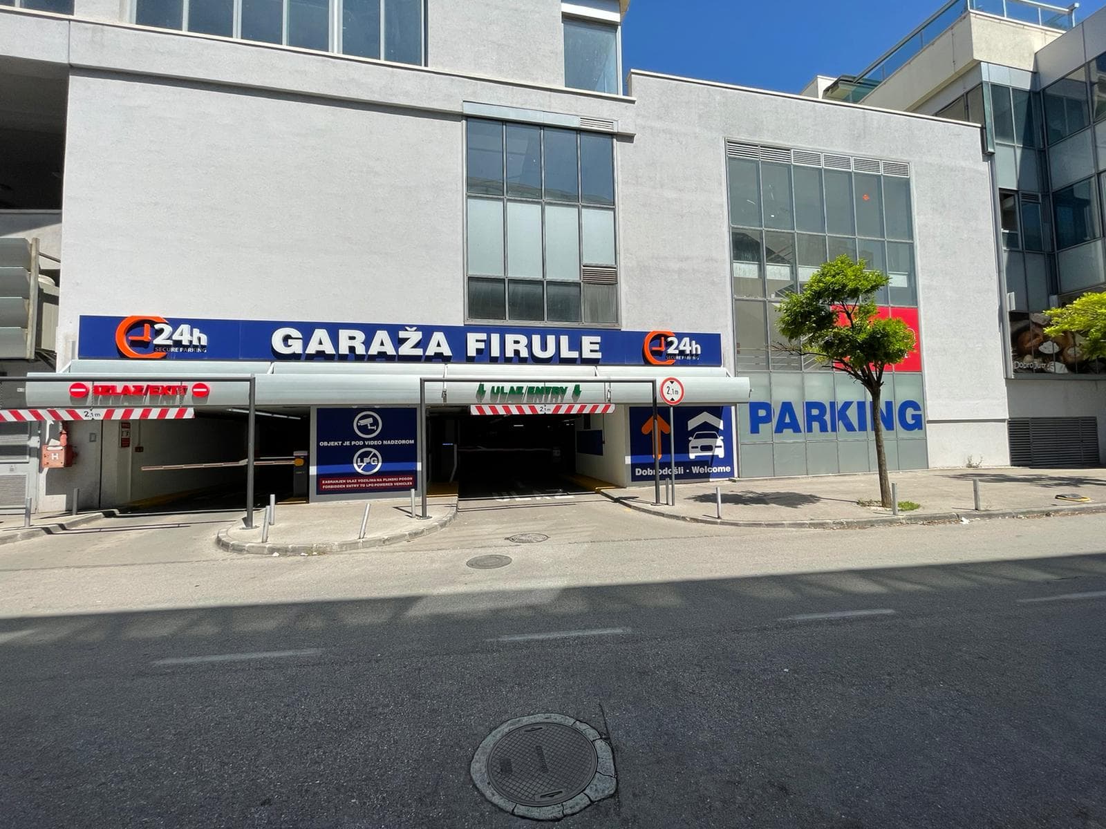 Gdje parkirati luksuzni automobil u Splitu?