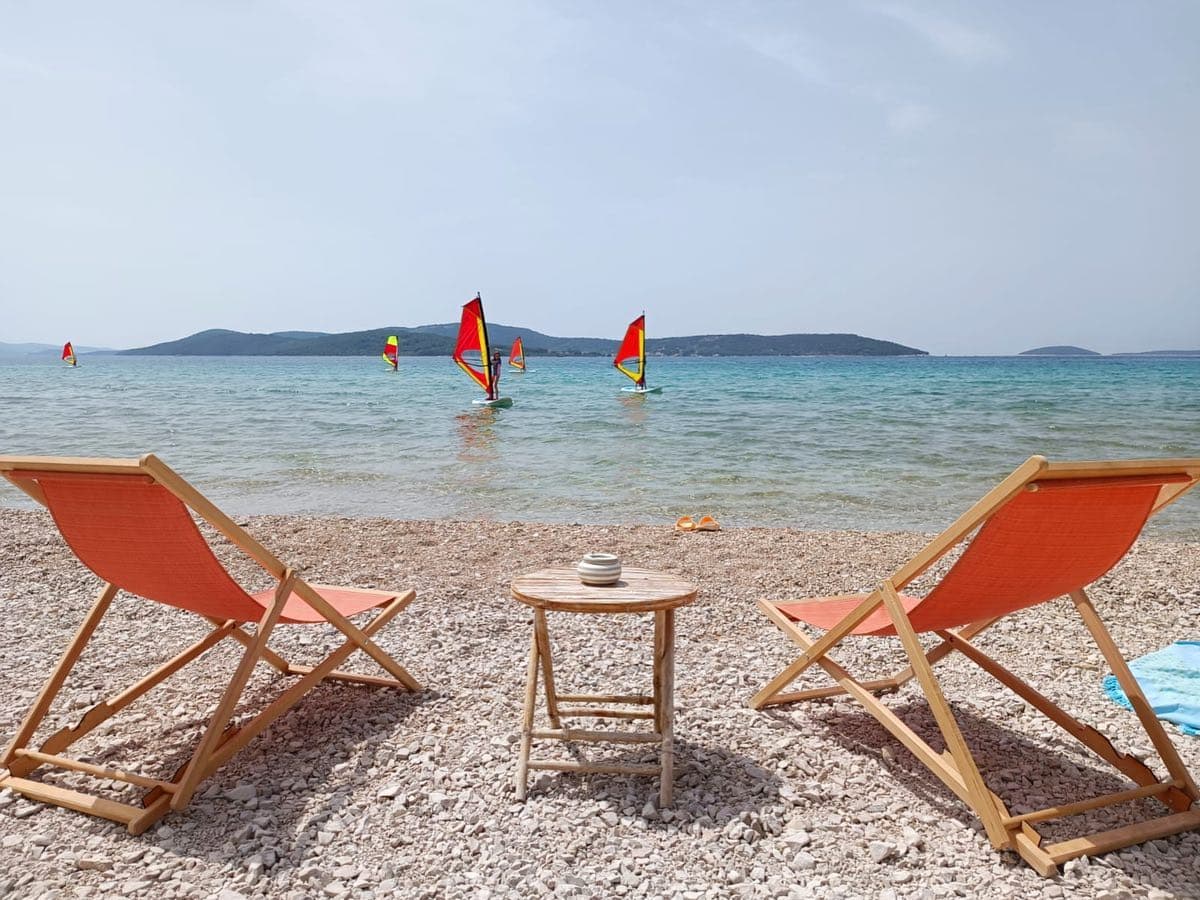 Na Malom Vignju večeras pogledajte komediju 'Faca s plaže'