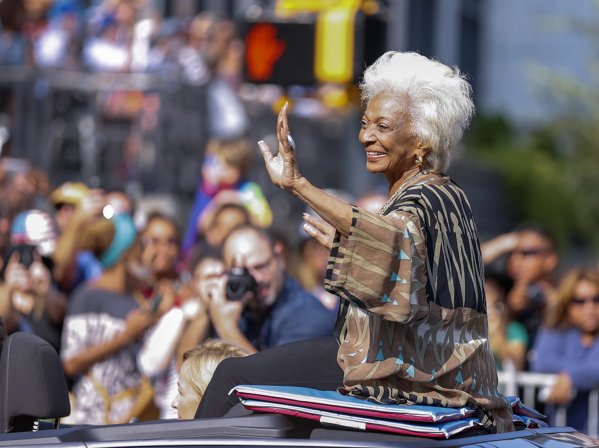 Umrla je glumica Nichelle Nichols, Uhura iz Zvjezdanih staza
