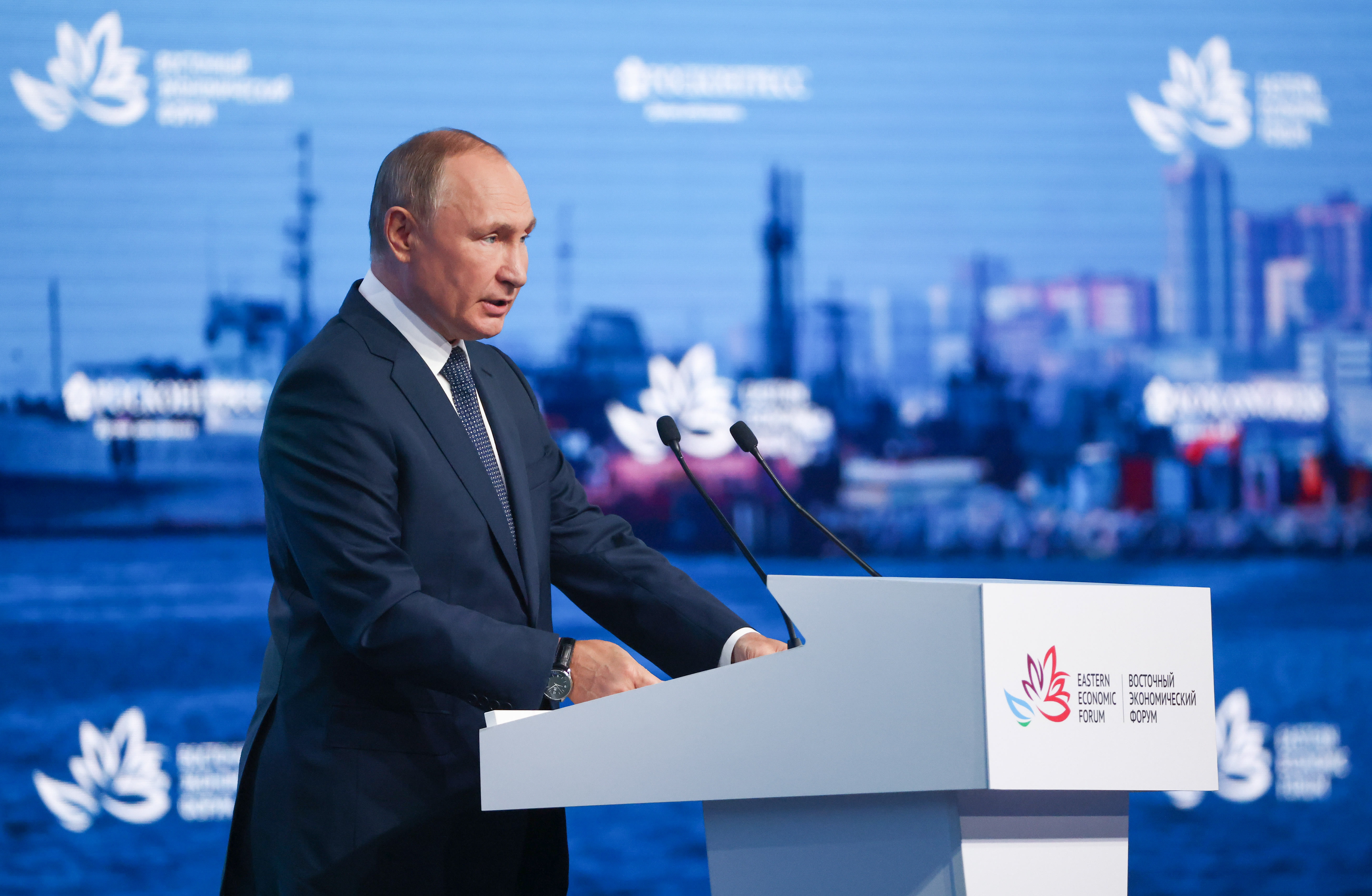 Putin: 'Prestat ćemo izvoziti energente, zapad će se smrznuti kao vučji rep'