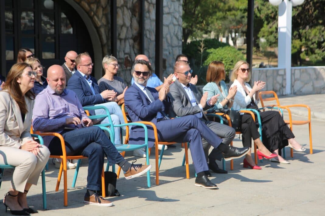 Jezerima uručena nagrada šampiona Turističke patrole Večernjeg lista 
