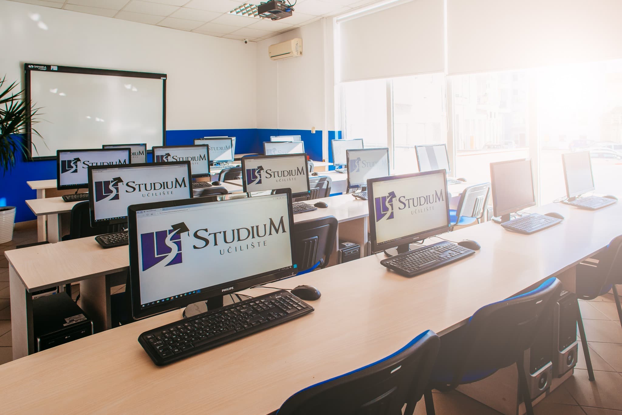 Promijenite svoje zanimanje uz odlične programe prekvalifikacije Učilišta Studium!
