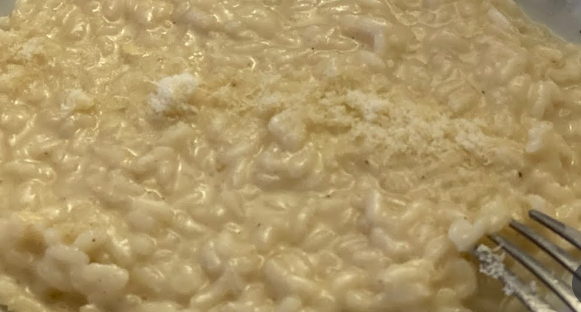Ručak za pola sata: Recept za kremasti rižoto s parmezanom