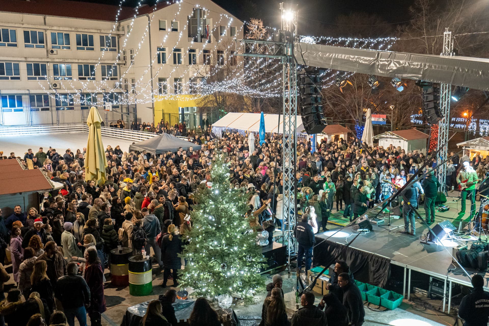 Odgođeno otvorenje Kraljevskog adventa u Kninu