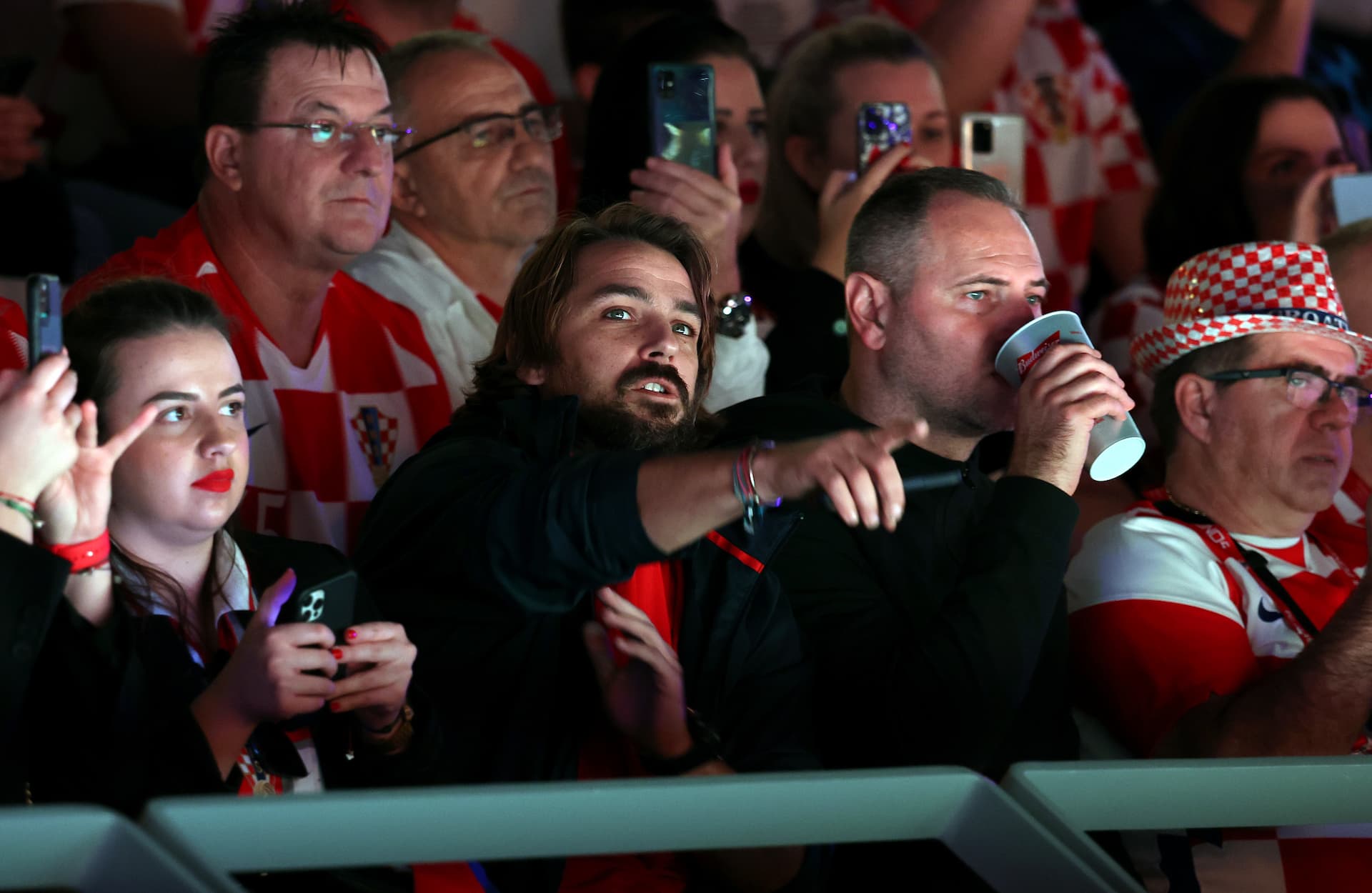 Legende u Dohi: Šimunić i Kranjčar s tribina navijaju za Vatrene