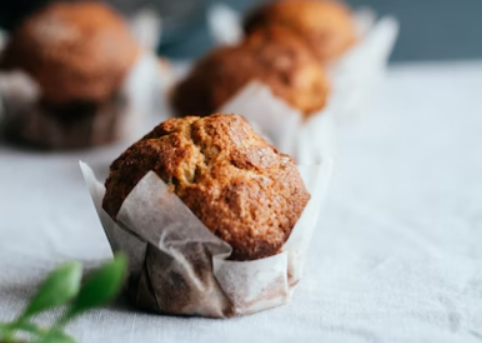 Za doručak, desert i sve između: Recept za sočne muffine s jabukama 