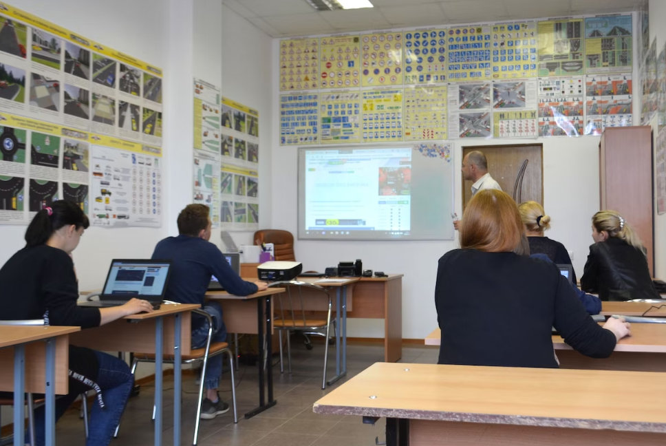 Drniš: Za potpore srednjoškolcima i studentima oko 10 tisuća eura 
