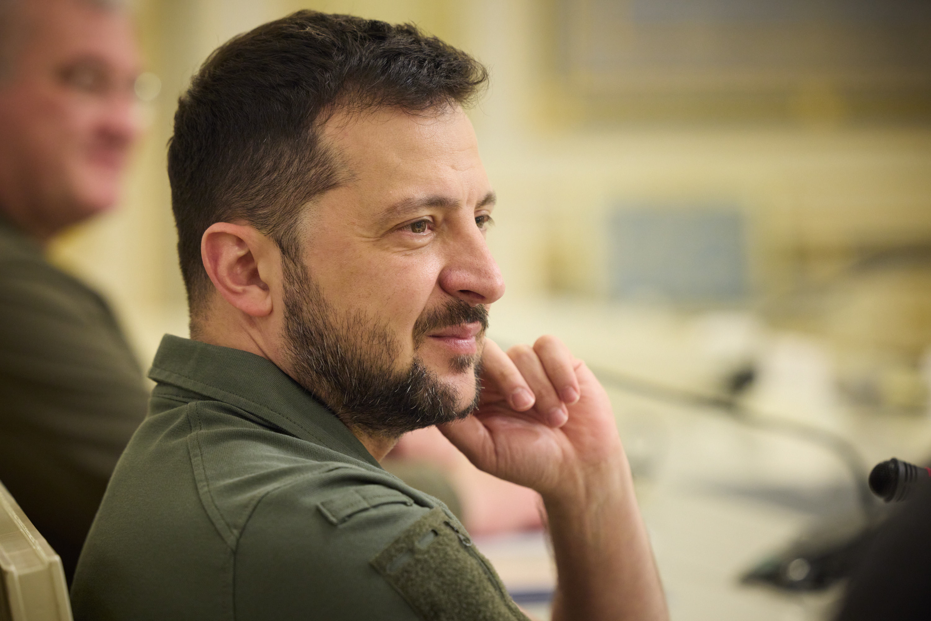 Zelenskij o 21 civilnoj žrtvi u Hersonu, najavio protuofenzivu i traži avione