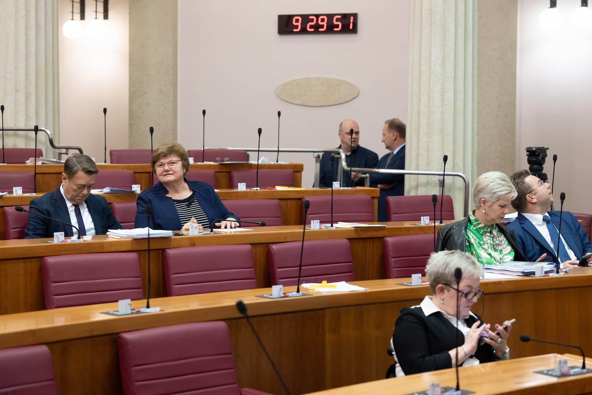 Oporba: U obnovi se gotovo ništa nije napravilo; HDZ: Gradnja je u zamahu