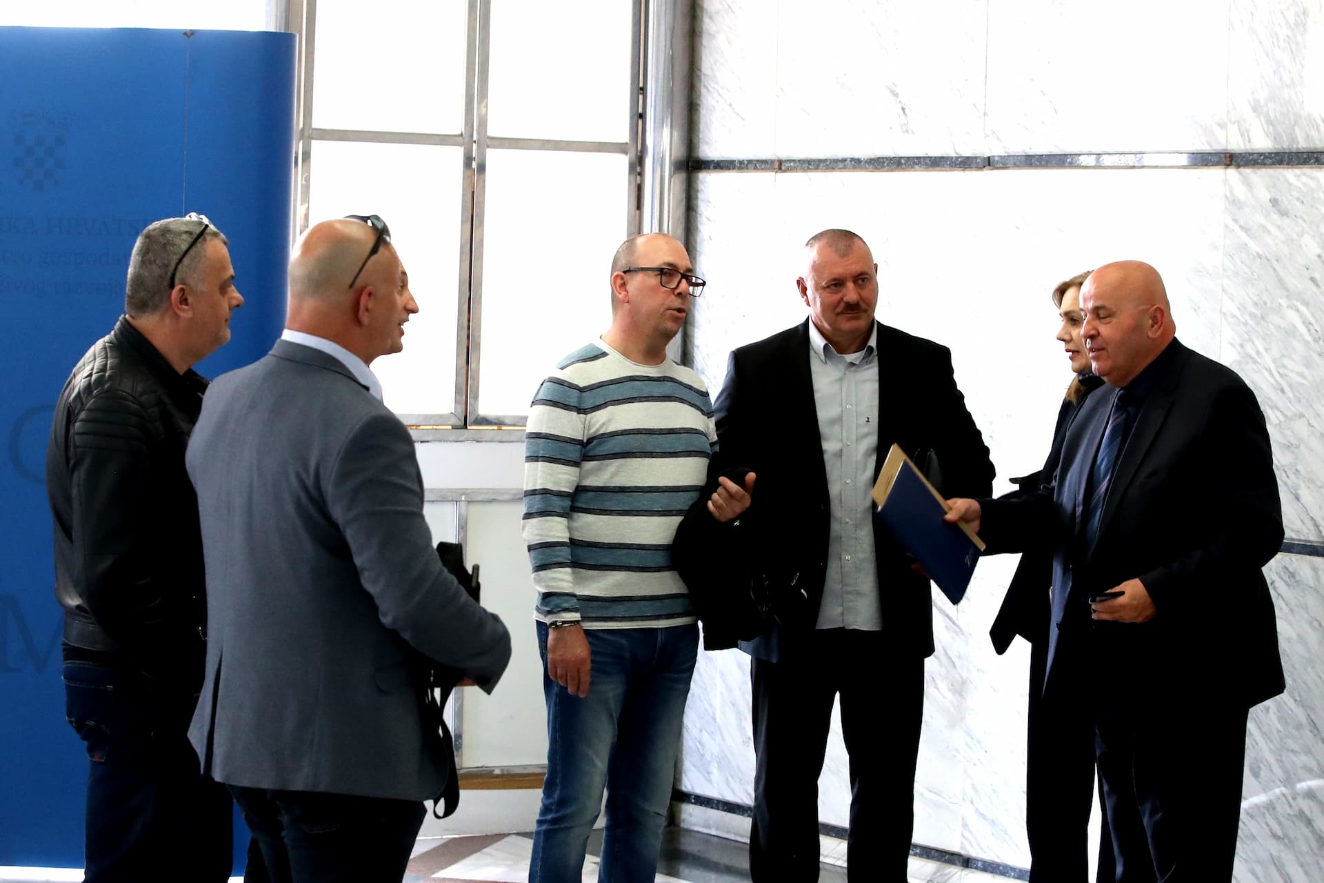 Vlada i sindikat dogovorili se o povećanju regresa
