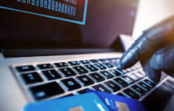 Policija upozorila na računalne prijevare kod online plaćanja
