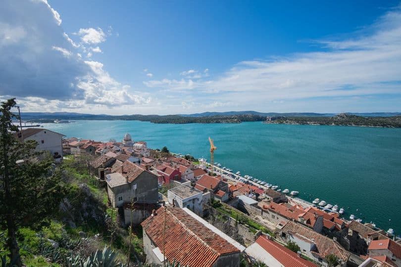 Danas sunčano i vruće: Od srijede ponovno nestabilnije vrijeme 