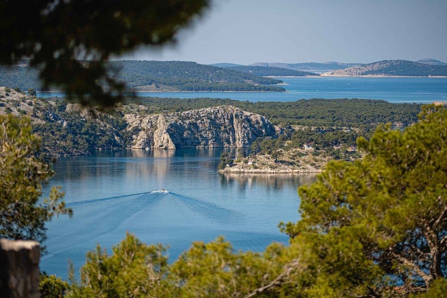 Danas sunčano i vedro: U tjednu pred nama stižu prave ljetne temperature 