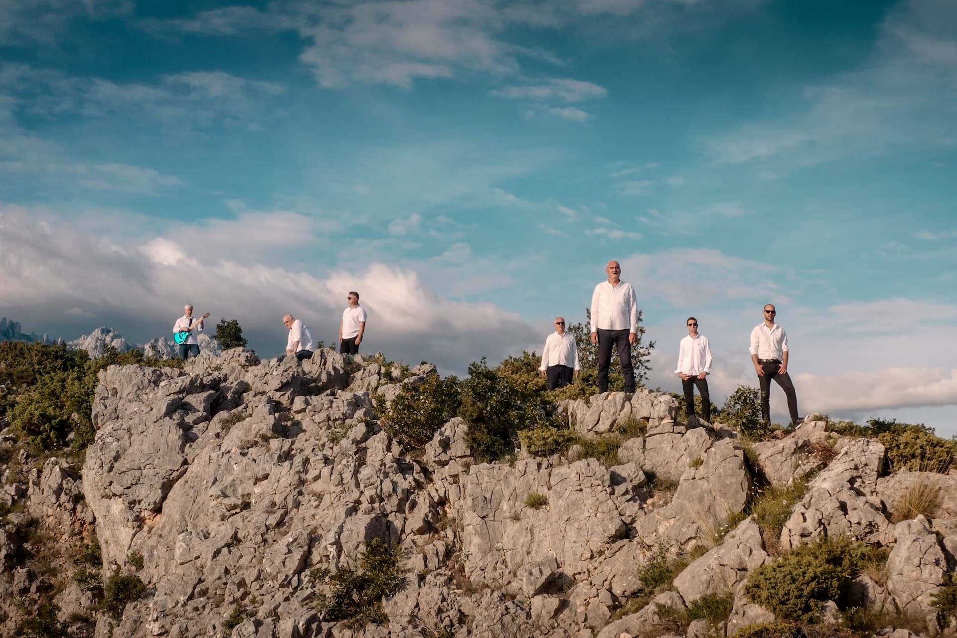 Tomislav Bralić i klapa Intrade imaju spot xza novi ljetni hit