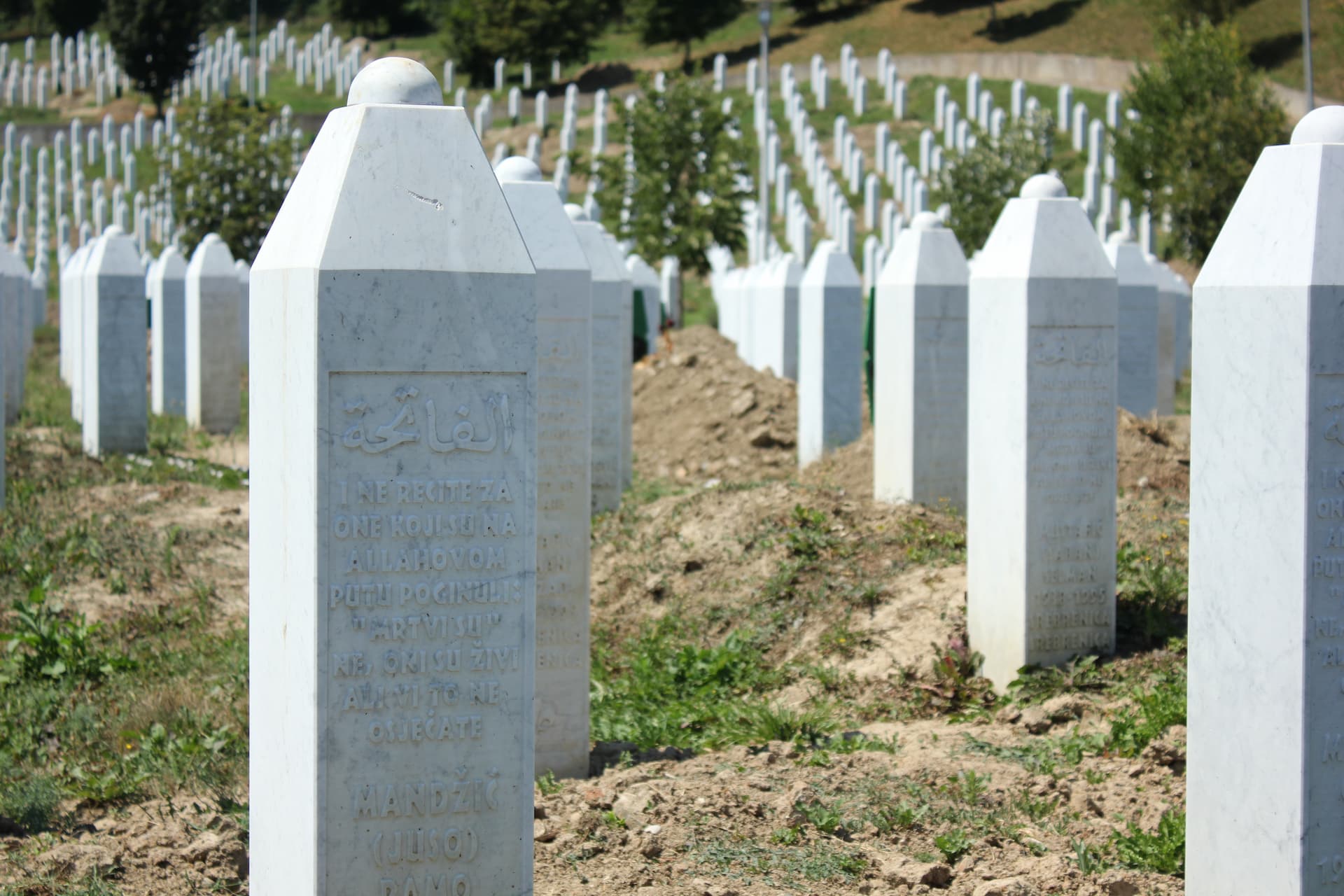 U Srebrenici 11. srpnja obilježavanje 28. obljetnice genocida i pokop 30 žrtava