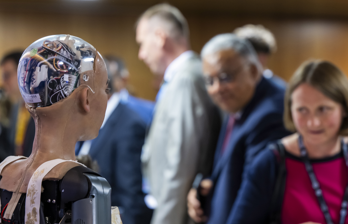 Roboti kažu da neće ustati protiv ljudi 