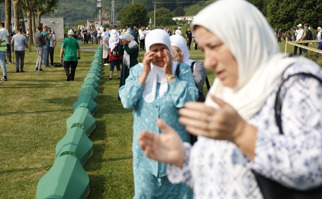 28. obljetnica genocida u Srebrenici: Žrtve se moraju poštovati