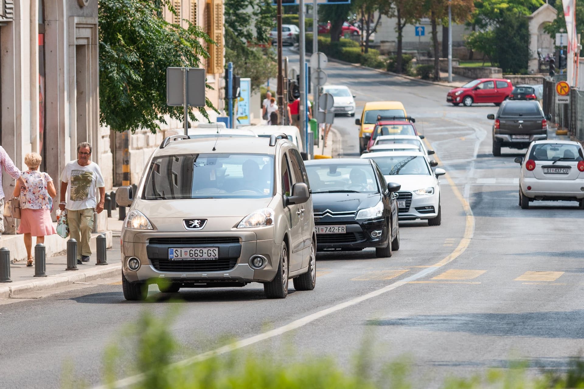 Hrvati masovno kupuju nove aute, a i rabljeni idu dobro