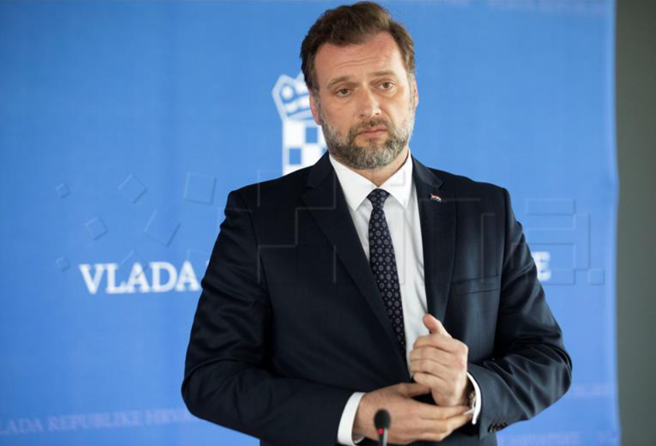 Ministar Banožić posjetio pilota HRZ-a, ozlijeđenog u padu MIG-a 
