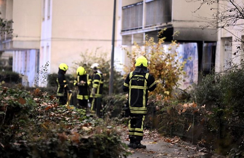 Požar u francuskom odmaralištu: Traga se za najmanje 11 osoba  