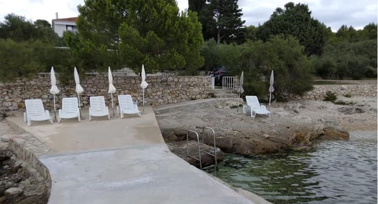Vlasnica apartmana na Murteru tjerala kupače s plaže: 'Ovo je moje dvorište'