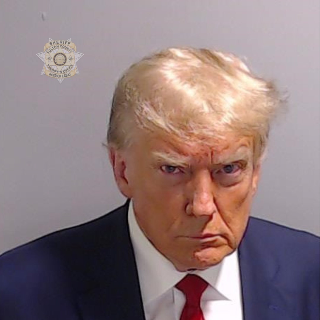 Fotografija Donalda Trumpa iz zatvora u Georgiji ulazi u povijest