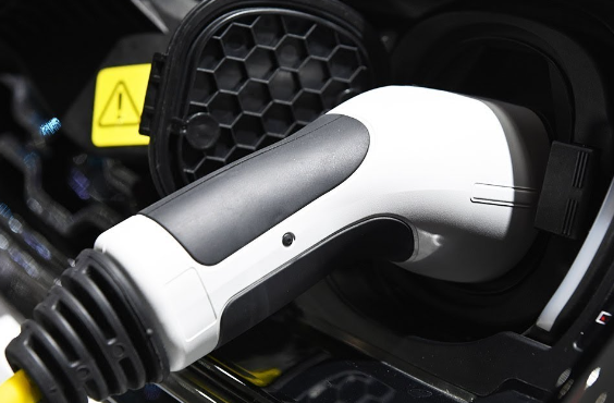 Evo zašto bi već 2025. godina mogla biti presudna za električne automobile