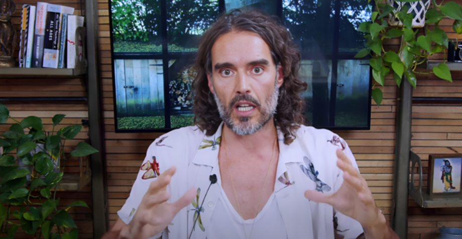 Russell Brand optužen za silovanje četiri žene