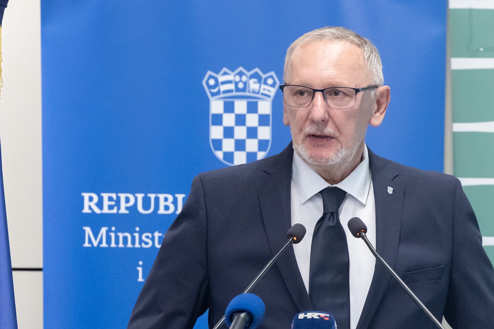 Božinović: Imamo pojačan pritisak migranata, ali nećemo postati hot-spot
