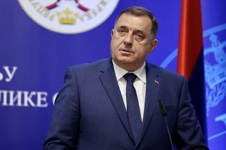 Dodik opet izabran za šefa stranke, najavio kraj BiH 