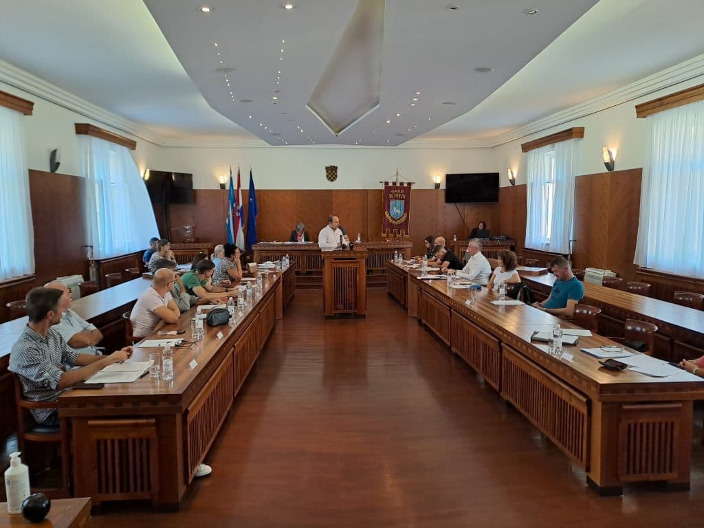 Kninsko Gradsko vijeće usvojilo urbanistički plan uređenja bivše vojarne Krka
