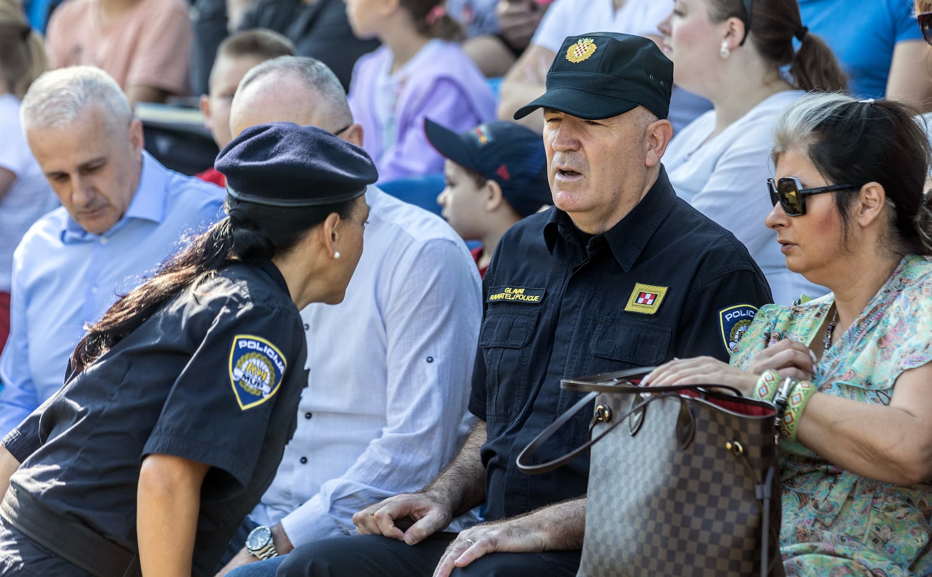 Milina o ličkom policajcu: 'Takvim nije mjesto u hrvatskoj policiji'