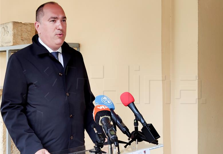 Ministarstvo zdravstva najavilo rješavanje tzv. robovlasničkih ugovora za specijalizante 