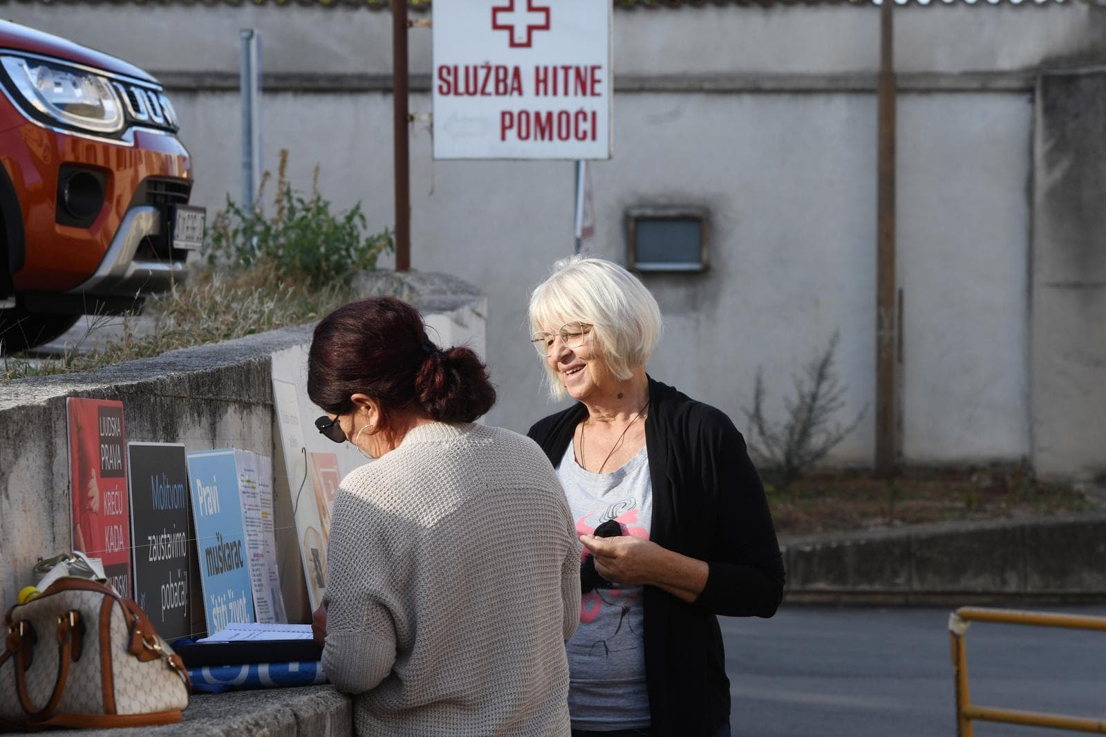 SDP u Saboru traži zabranu vjerskih okupljanja na 200 metara od bolnica
