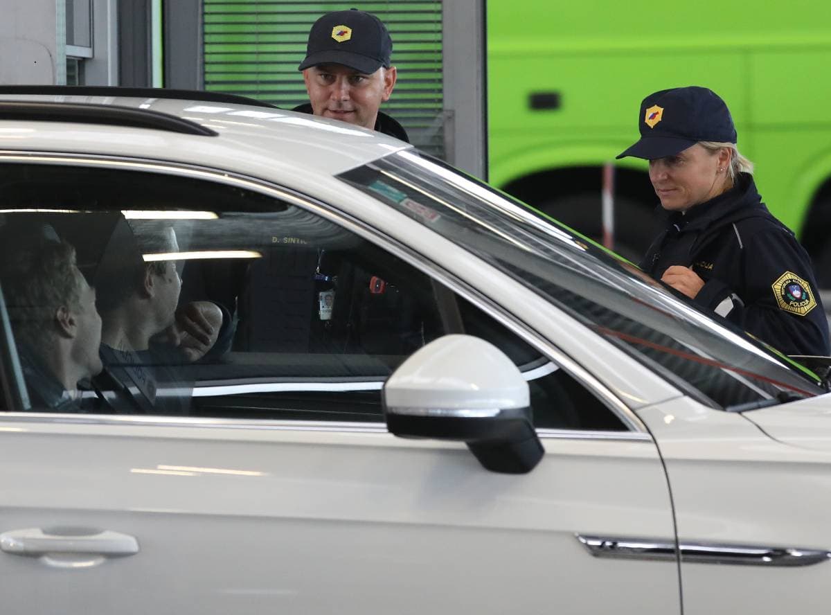 Slovenija od danas uvela kontrole na granici, kolona zasad nema