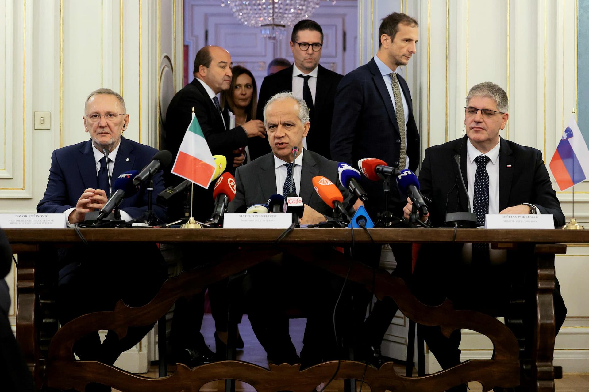 Ministri unutarnjih poslova RH, Slovenije i Italije jačaju mješovite patrole