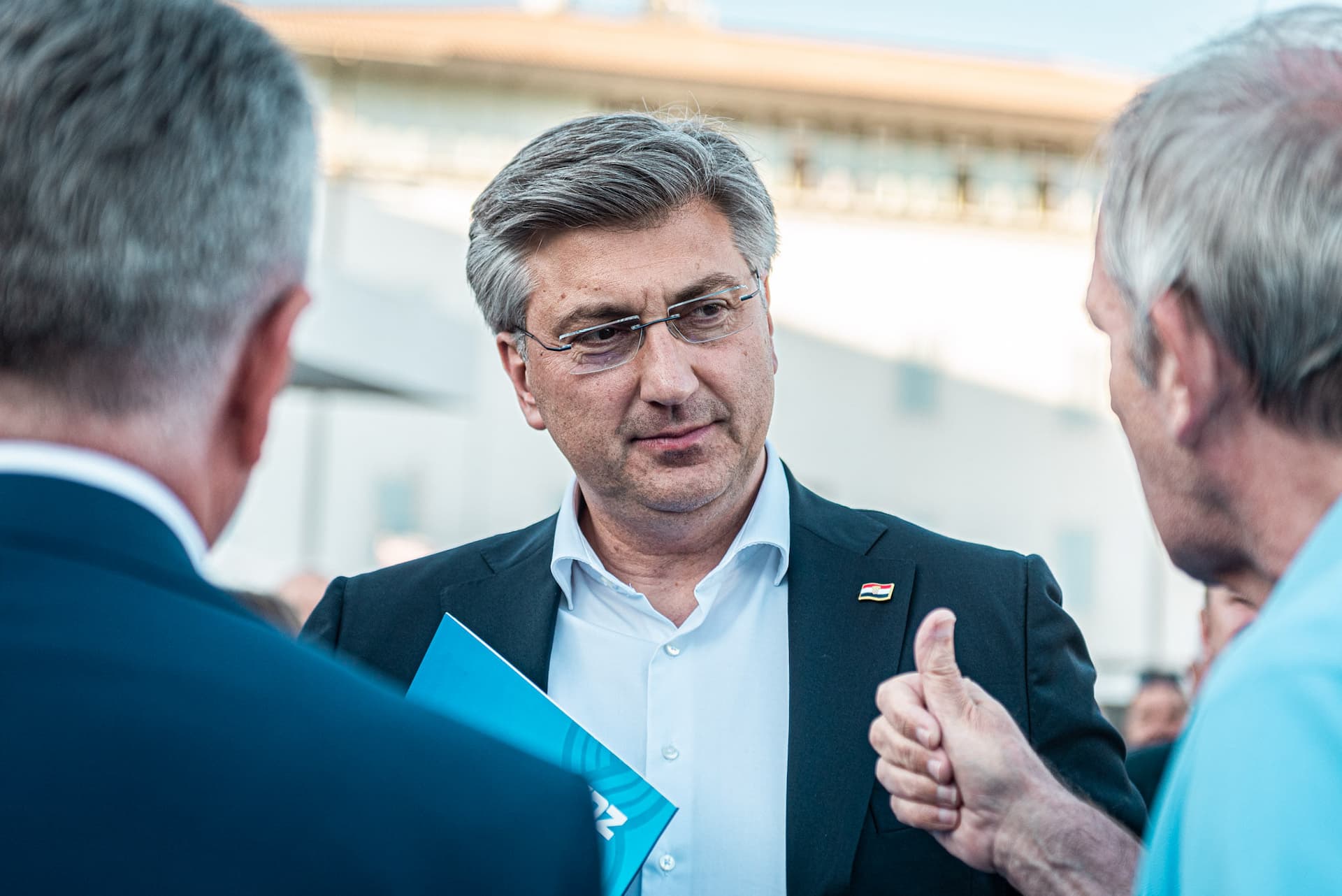 U Banskim dvorima u tijeku sastanak premijera sa suradnicima o novom ministru obrane