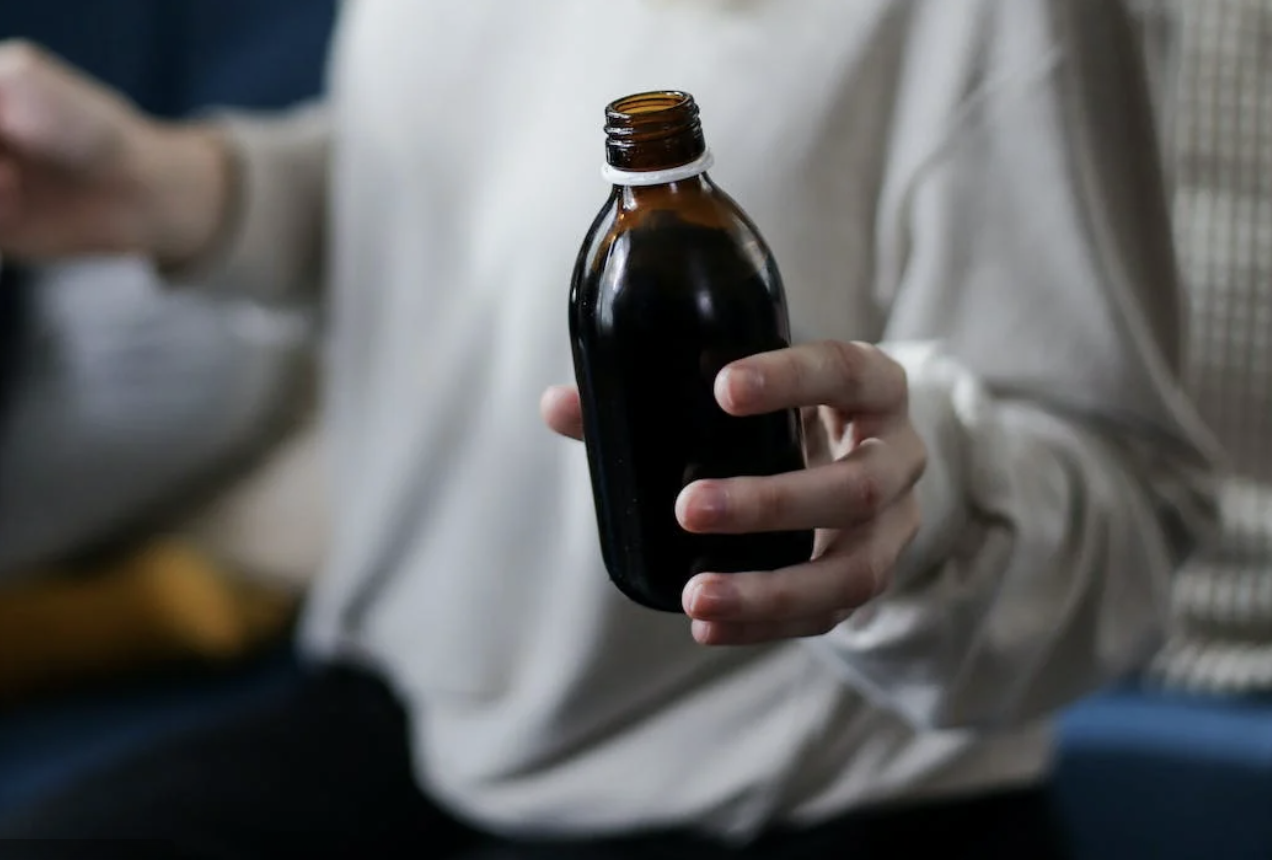 Sirup od lovora i kadulje: Lijek za kašalj i bolove 