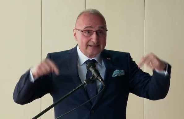 Povjerenstvo kaznilo ministra Grlića Radmana s 5.300 eura 