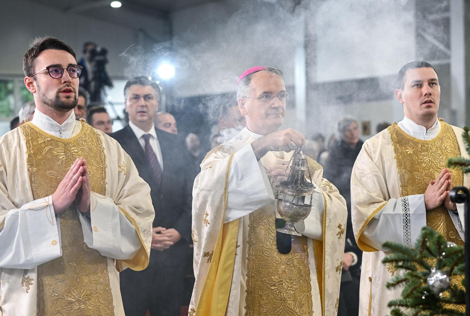 Kutleša: Dan rođenja Isusa Krista pretvara se u površno slavlje 